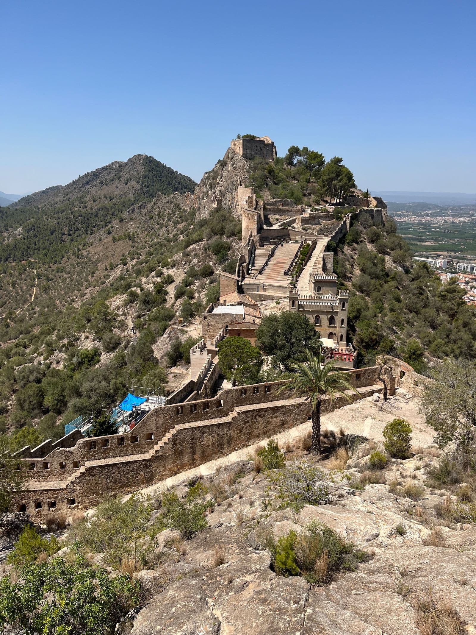 Los mejores miradores de Granada: 6 lugares para tocar el cielo (y huir de las masas) — La Silla del Moro: Historia y silencio sobre el Generalife